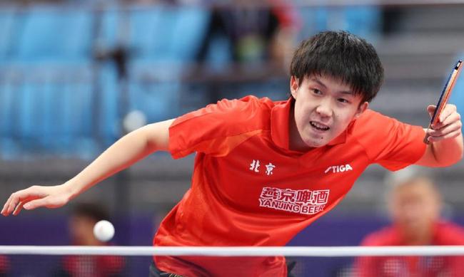 现代后卫的 现代后卫的