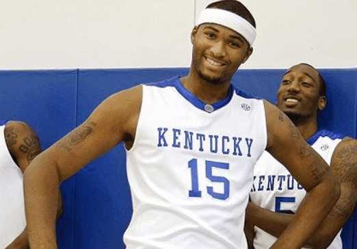 用其他后卫 用其他后卫