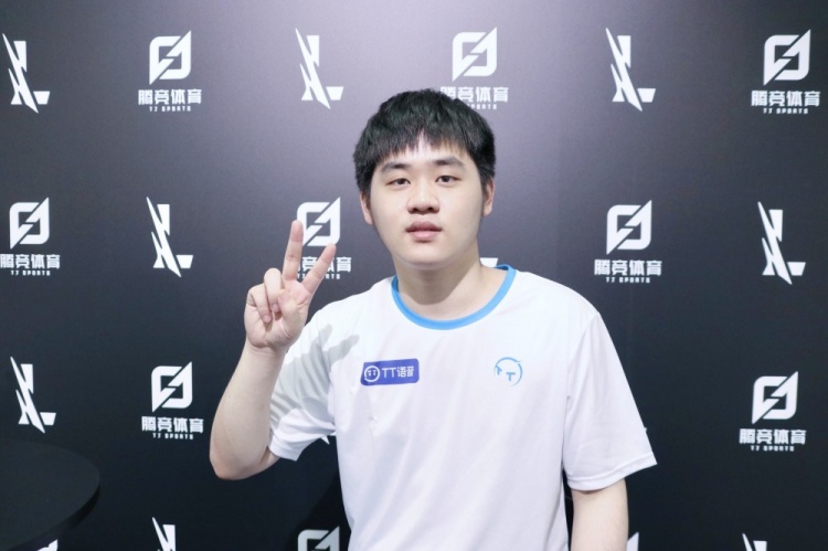 山东高速男 山东高速男