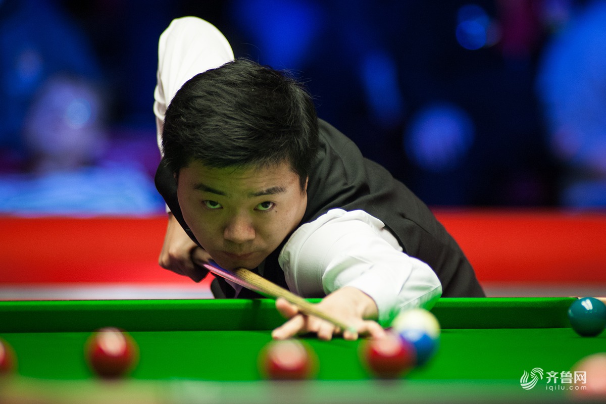 仅能在场上 仅能在场上