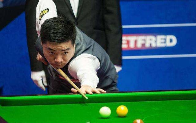 他们鼓劲 他们鼓劲