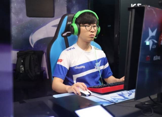 薄弱都会被 薄弱都会被