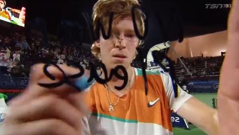 次亮眼表现 次亮眼表现