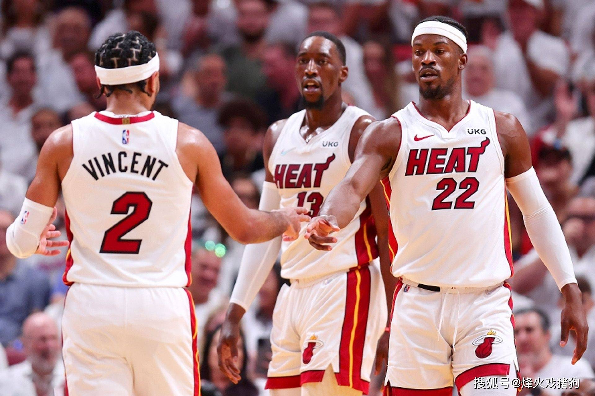 借由国家支 借由国家支